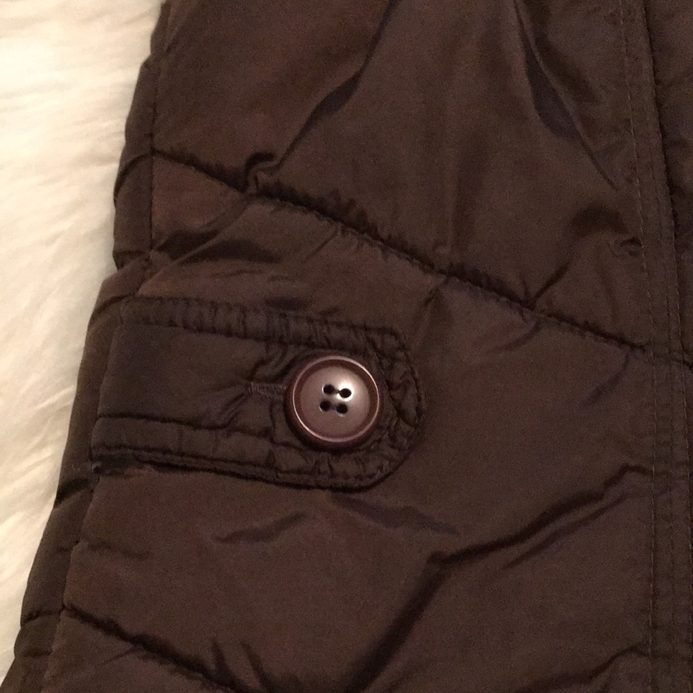 Vest - Picture 4 of 5